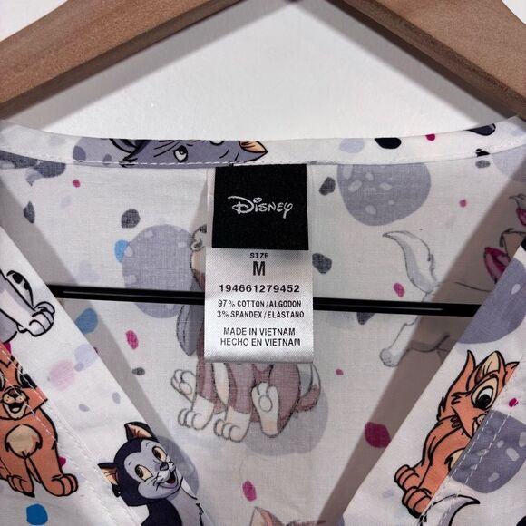 Disney Tooniforms Lady and the Tramp/Aristocats Neck Scrub Top NEW Medium - Picture 12 of 16